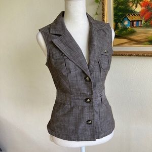 Fitted doubles breasted vest